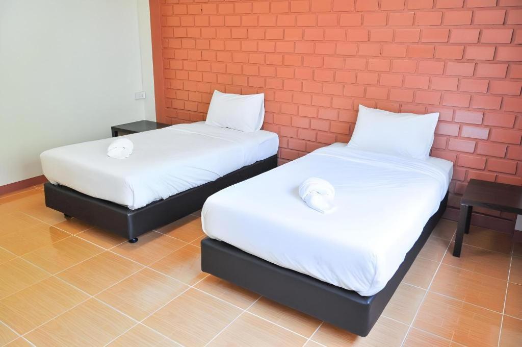 צ'נטאבורי Bussarakam Place Hotel מראה חיצוני תמונה