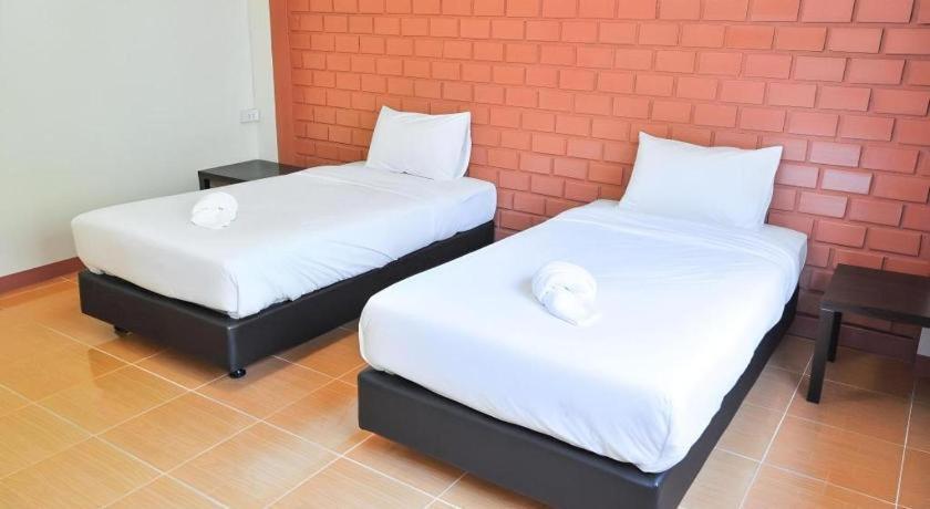 צ'נטאבורי Bussarakam Place Hotel מראה חיצוני תמונה