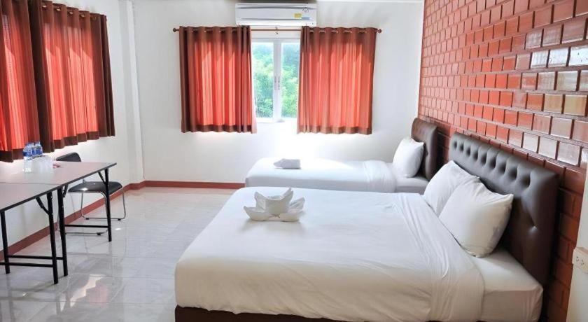 צ'נטאבורי Bussarakam Place Hotel מראה חיצוני תמונה
